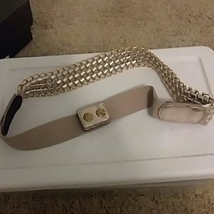 Stretch belt